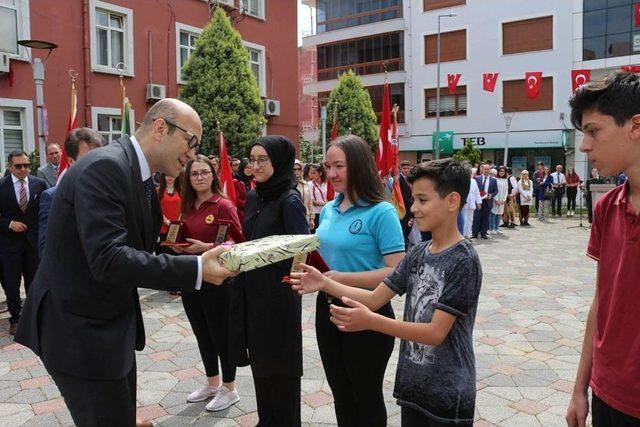 19 Mayıs Atatürk’ü Anma Gençlik Ve Spor Bayramı Hayrabolu’da Kutlandı