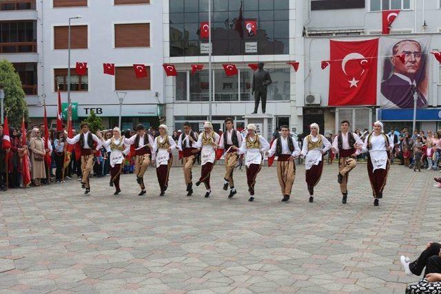 19 Mayıs Atatürk’ü Anma Gençlik Ve Spor Bayramı Hayrabolu’da Kutlandı