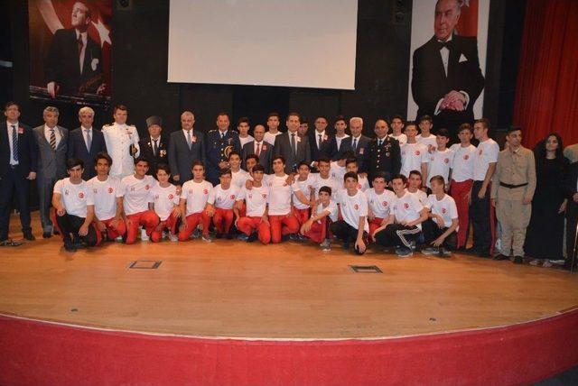 İzmir’de 19 Mayıs Krizi