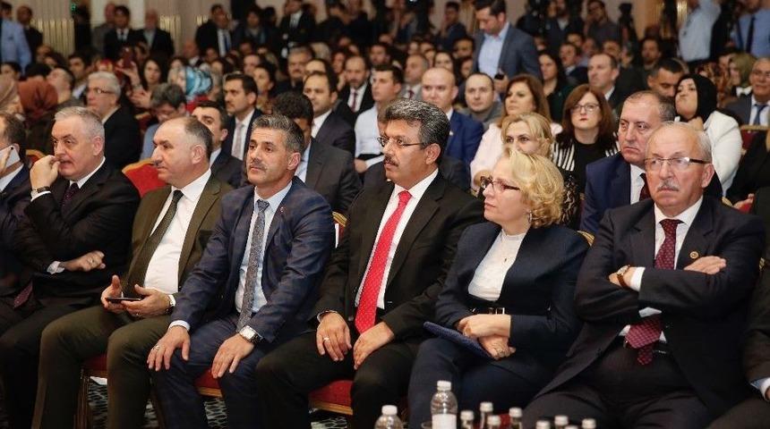 K&uuml;&ccedil;&uuml;k&ccedil;ekmece Belediyesi&rsquo;ne Altın Karınca &Ouml;d&uuml;l&uuml;