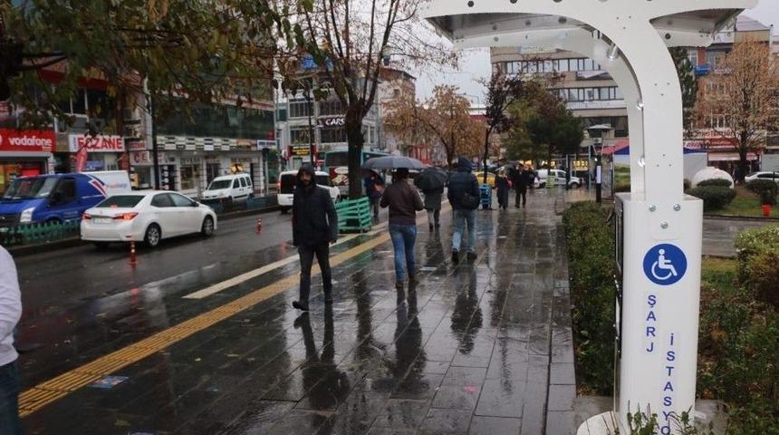 Bing&ouml;l&rsquo;de Engelli Ara&ccedil;ları İ&ccedil;in Şarj İstasyonları Kuruldu