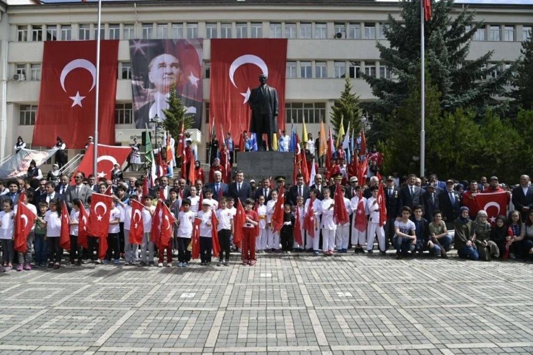 G&uuml;m&uuml;şhane&rsquo;de 19 Mayıs Kutlamaları