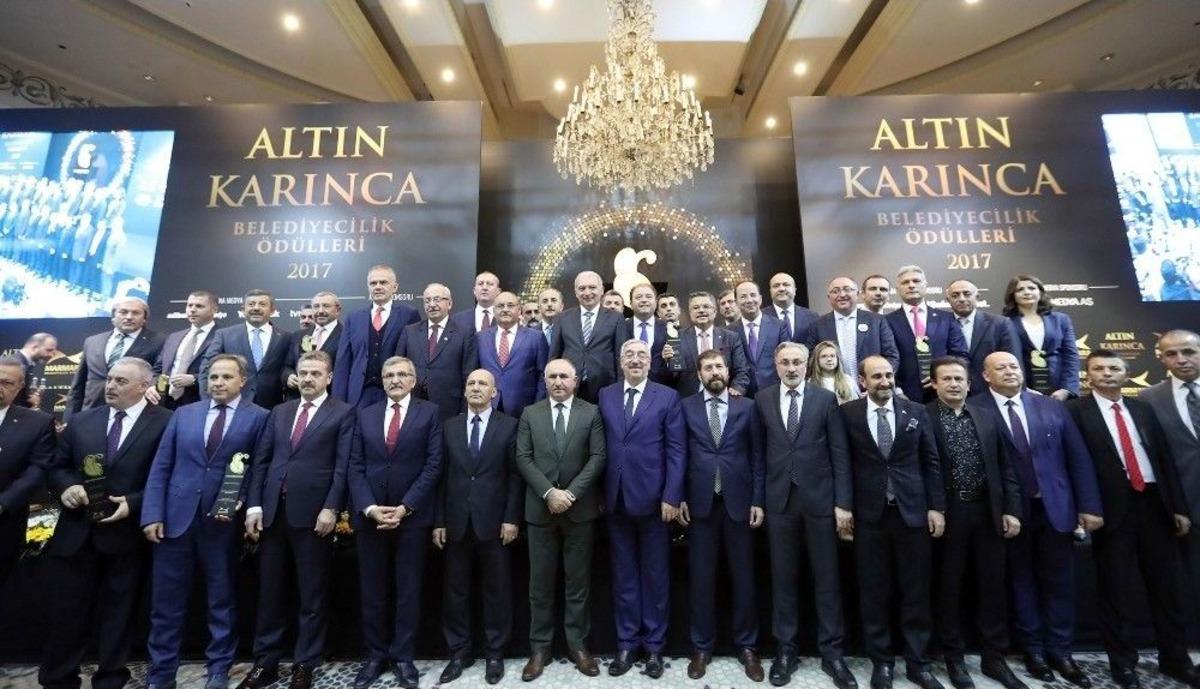 Başkan Yazıcı, &ldquo;g&ouml;n&uuml;l Hanem&rdquo; İle Altın Karınca &Ouml;d&uuml;l&uuml;n&uuml; Kazandı