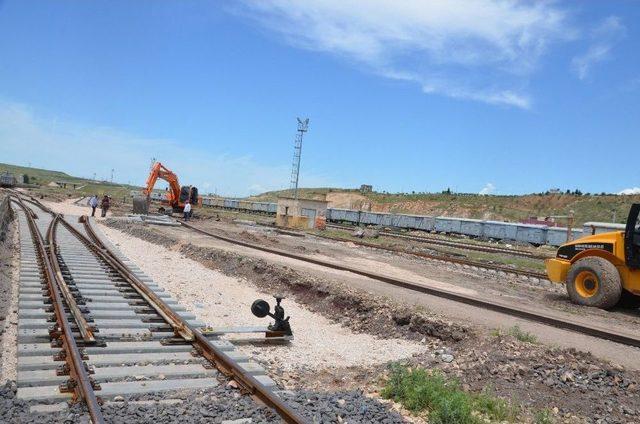 Demiryolu İle Diyarbakır Kurtalan Arası 2 Saate İndi