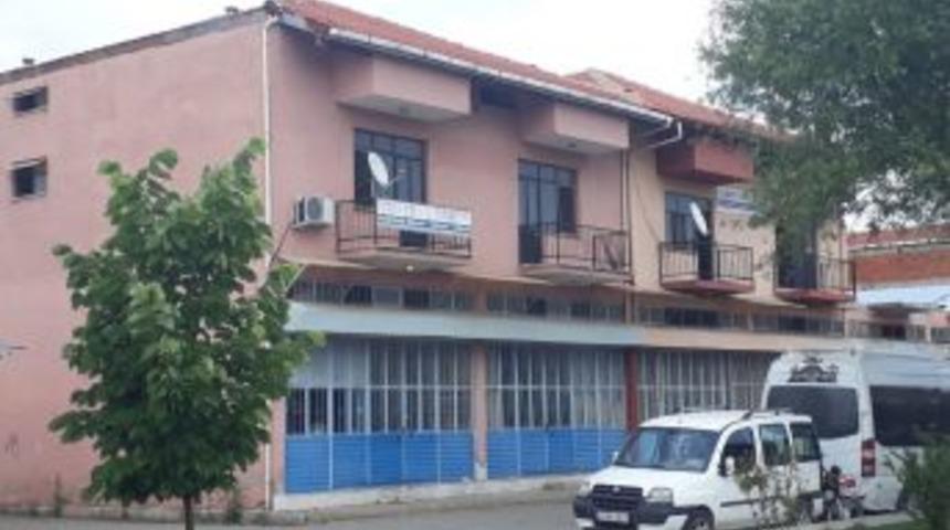 Asansör Yere Çakıldı: 4 Kadın İşçi Yaralandı