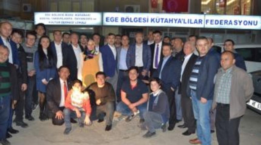 Milletvekili Ahmet Tan, Ege B&ouml;lgesi K&uuml;tahyalılar Federasyonu&rsquo;nu Ziyaret Etti