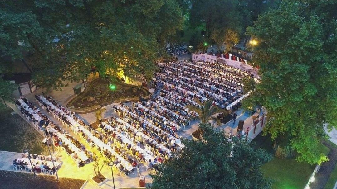 Başkan Uysal İftarda Mahalle Ve K&ouml;y Muhtarlarını Ağırladı