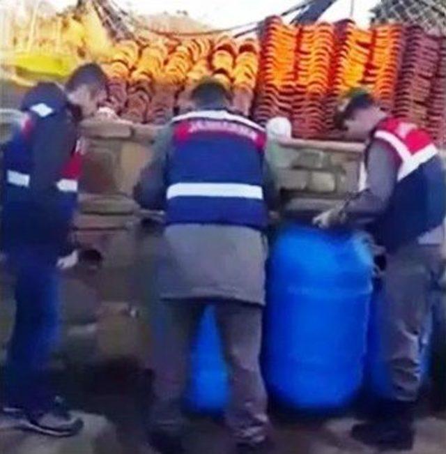 Yılbaşında Piyasaya Binlerce Litre Kaçak İçki Süreceklerdi 1