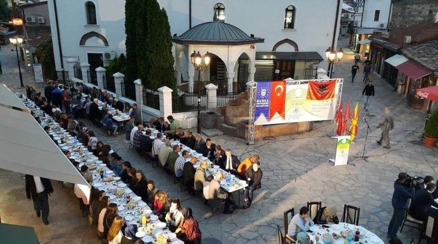 Üsküp Müslümanlarına İftar