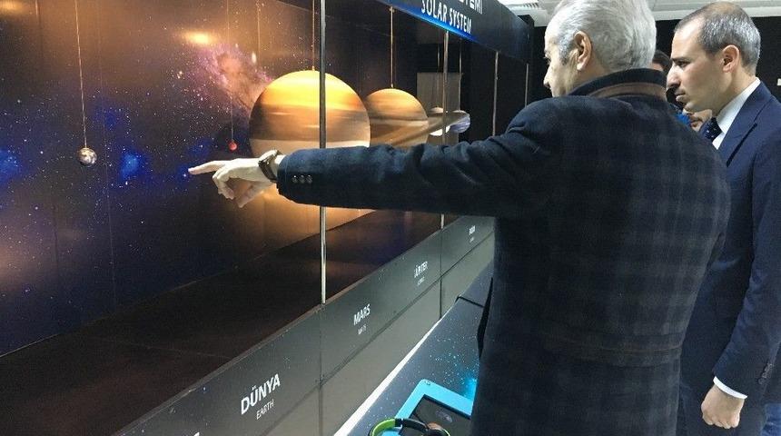 Kozmonot Muhammed Faris, Uzay Ve Teknoloji Merkezi&rsquo;ni Gezdi