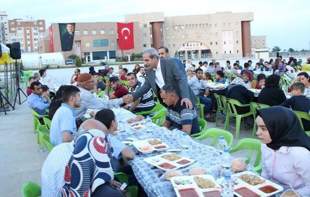 Demirkol Ramazan Sofralarında Vatandaşlarla Bir Araya Geliyor