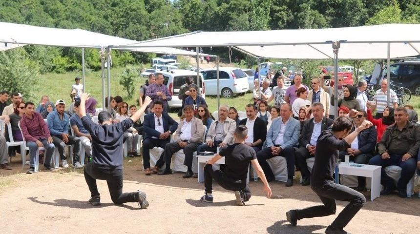 Biga&rsquo;da Nil&uuml;fer G&ouml;l&uuml; Şenliği