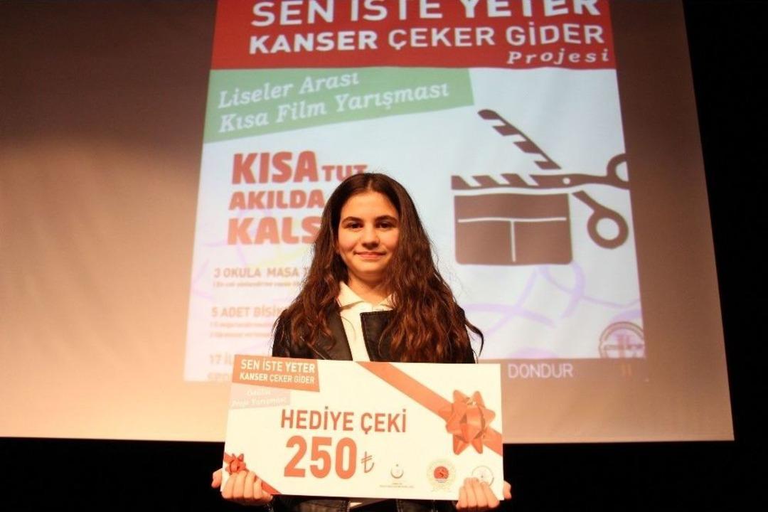 Liseliler Kansere Karşı 168 Kısa Film &Ccedil;ekti