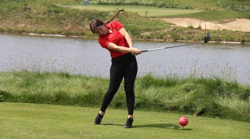 Aslı Nemutlu T&uuml;rkiye Gen&ccedil;ler Golf Şampiyonası Başladı