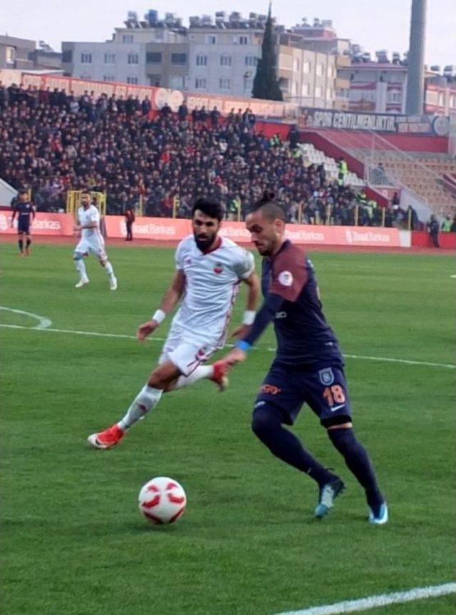 Ziraat Türkiye Kupası: Kipaş Kahramanmaraşspor: 1 - Medipol Başakşehir: 3