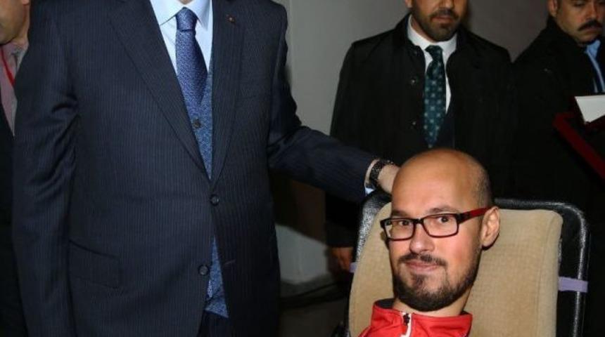 "vatandaşından Dua Bekleyen Bir Cumhurbaşkanı"