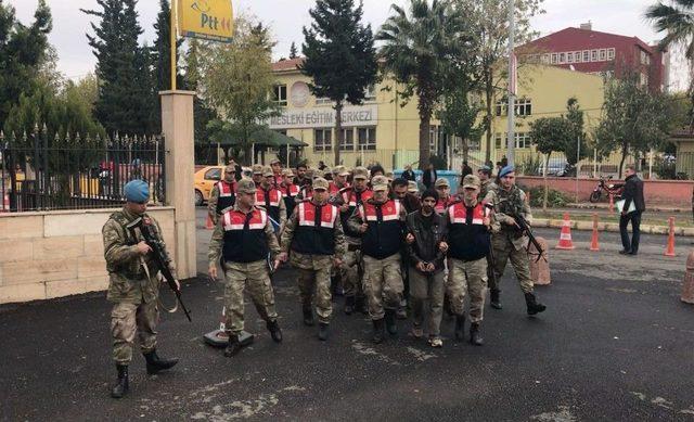 Şanlıurfa’da Pkk/pyd Ve Deaş Üyesi 12 Kişi Tutuklandı