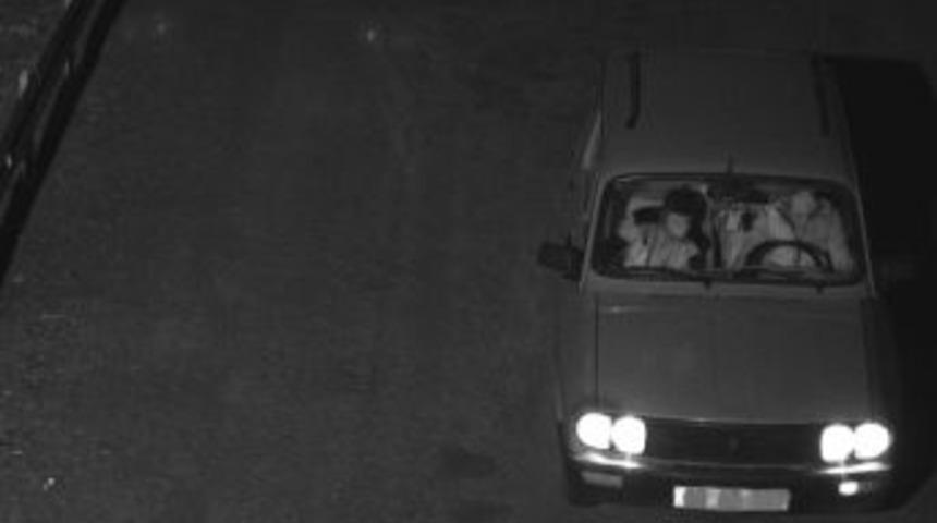 Oto Hırsızları Yakayı Ele Verdi