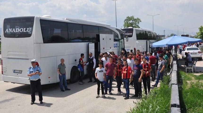 Final İ&ccedil;in Bursa&rsquo;ya Gelen Taraftar Ve Otob&uuml;sler Didik Didik Arandı