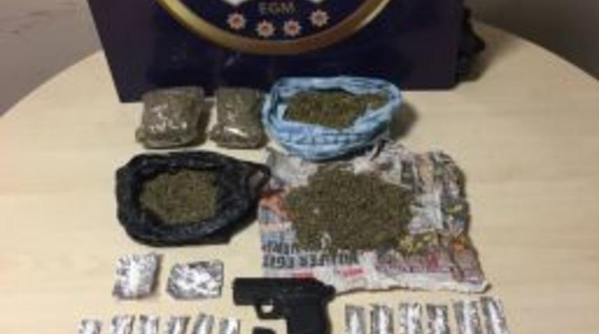 Bursa&rsquo;da Polis Uyuşturucu Satıcılarına G&ouml;z A&ccedil;tırmıyor