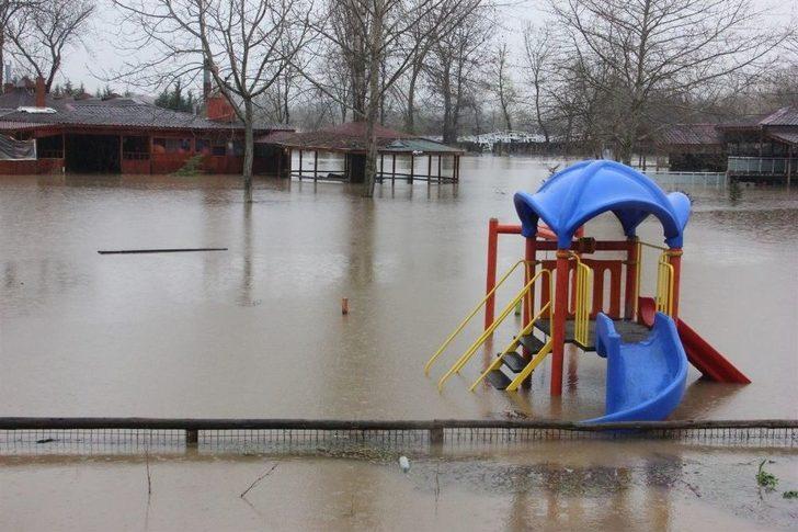 Bulgaristan Kapakları Açtı, Kabus Geri Döndü G4