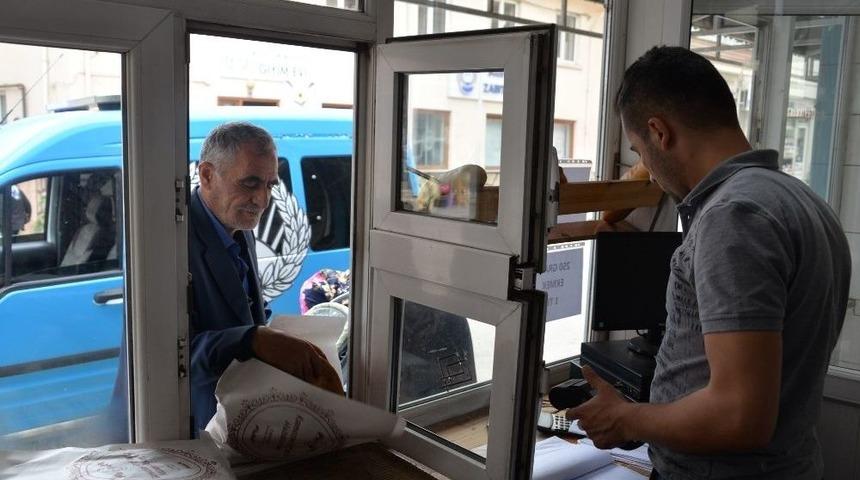 Boz&uuml;y&uuml;k&rsquo;te 300 Gram Pide 1,25 Lira