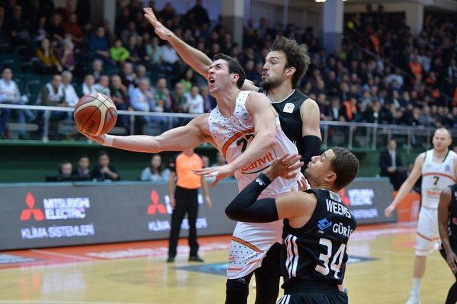 Tahincioğlu Basketbol Süper Ligi: Banvit: 83 - Beşiktaş Sompo Japan: 87