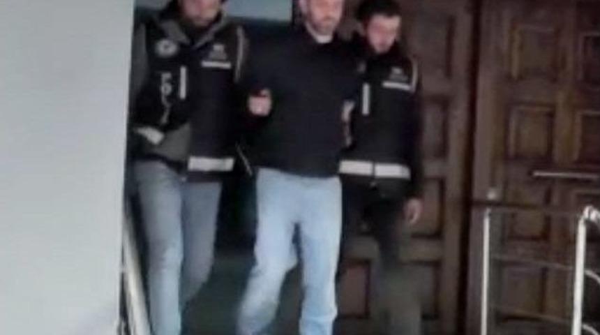 &Ccedil;akıcı Hakkında Paylaşım Yapan Kişiye Kendini Vurdurduğu &Ouml;ne S&uuml;r&uuml;len Bir Kişi Daha Tutuklandı