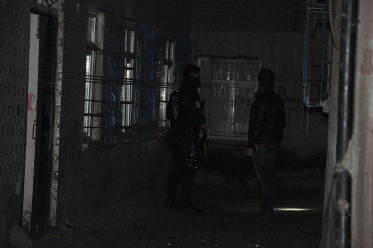 Diyarbakır’da Yüzlerce Polisin Katılımıyla Hava Destekli Asayiş Uygulaması G2