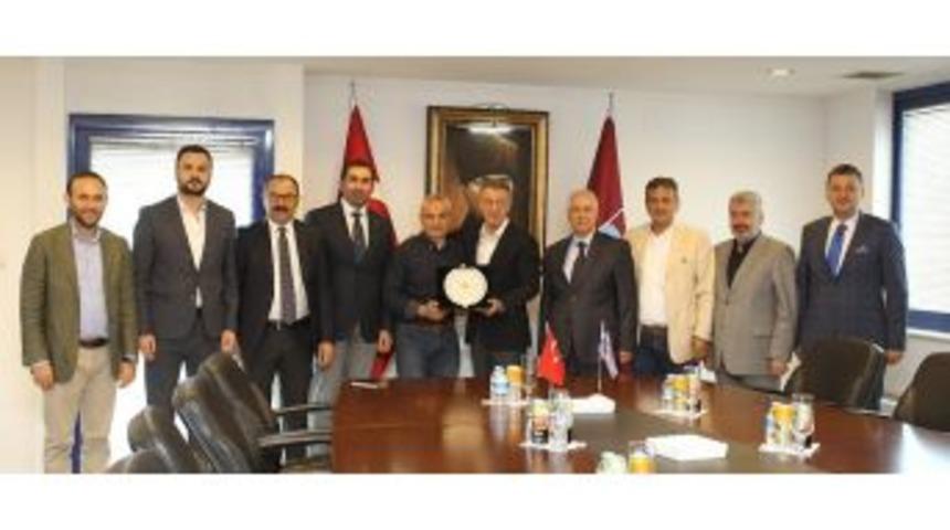 Çalımbay’a Teşekkür Plaketi Verildi