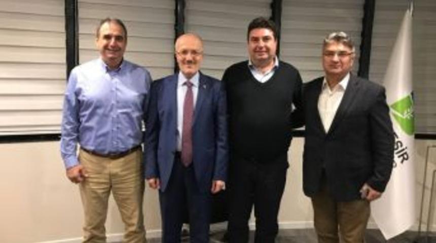 Başkan Gen&ccedil;er, B&uuml;y&uuml;kşehir Başkanı Kafaoğlu Ayvalık İ&ccedil;in Buluştu