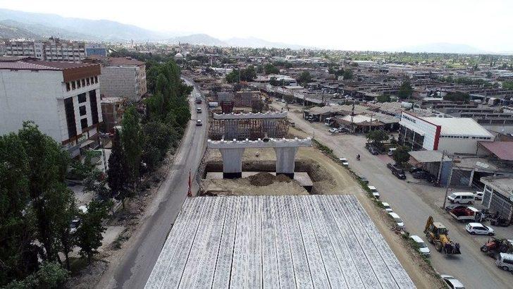 Salihli’nin Köprülü Kavşağı Hızla Yükseliyor G3