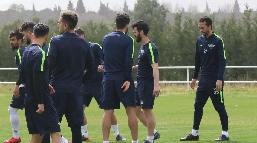 Bilal Kısa Yeniden Akhisar’da Olduğu İçin Mutlu