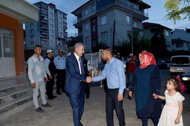 Büyükşehir Belediyesinden Mahalle İftarı