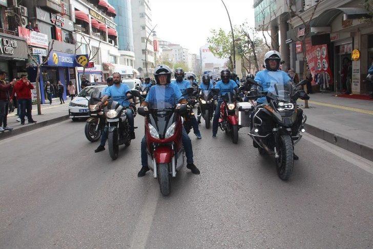 Kansere Motosikletli Farkındalık G4