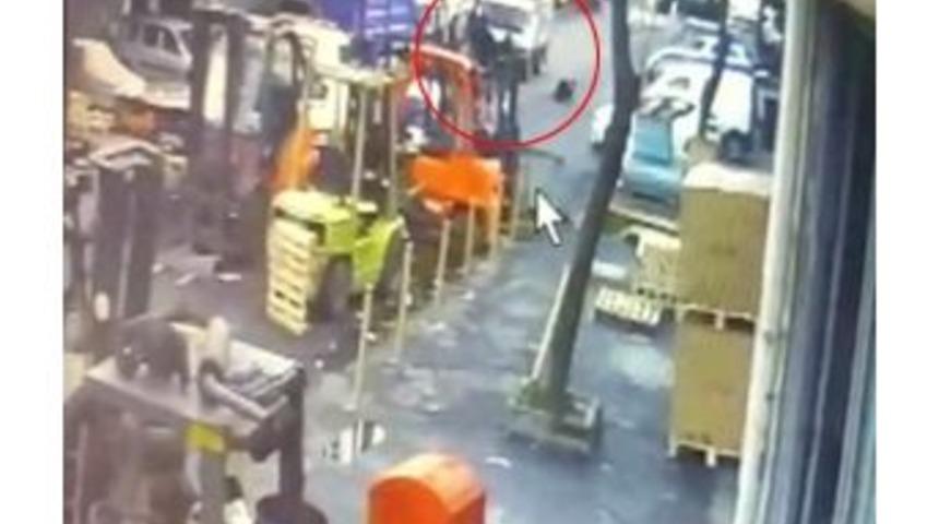 (&ouml;zel Haber) Hurdacılar Ve Kağıt Toplayıcıların Silahlı Kavgası Kamerada