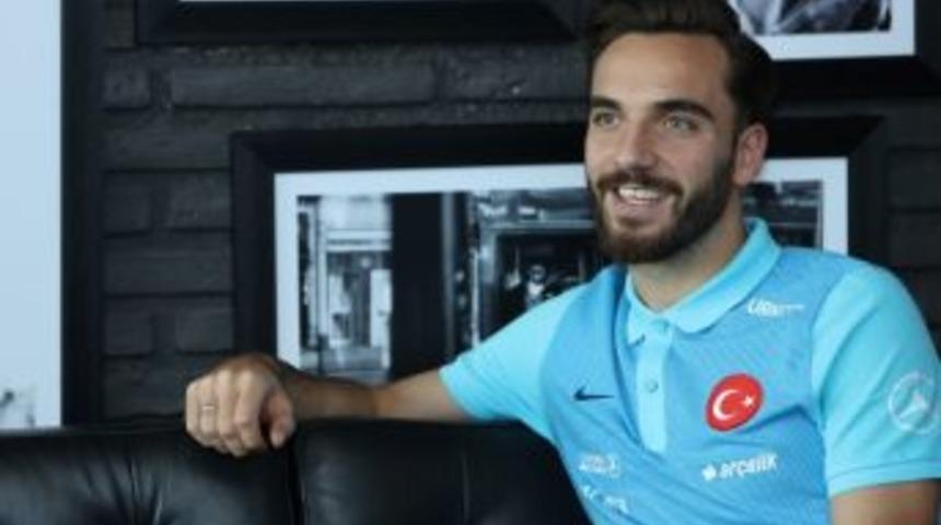 Kenan Karaman: "cenk Tosun &Ouml;rnek Olmalı"