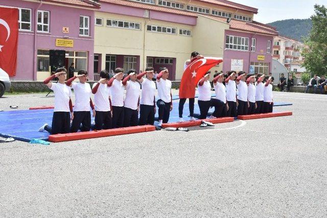 Kızılcahamam’da 19 Mayıs Kutlama Törenleri Düzenlendi