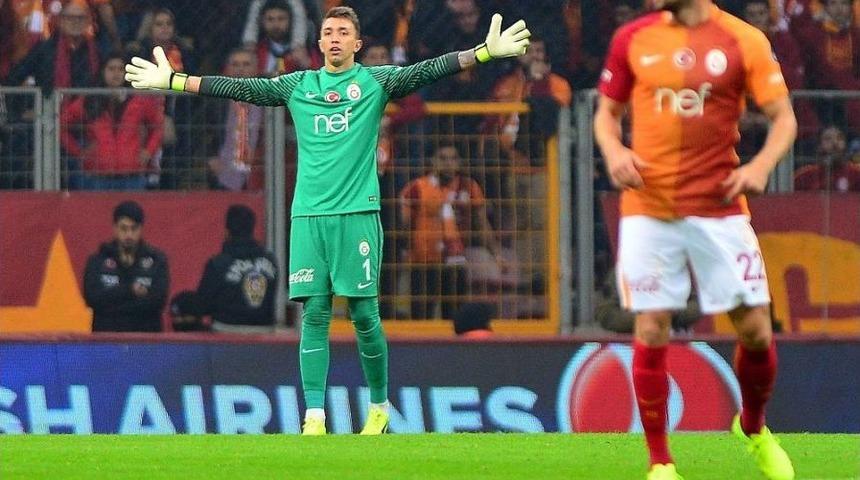 Muslera İle Selçuk, Beşiktaş Maçı Kaçırmadı