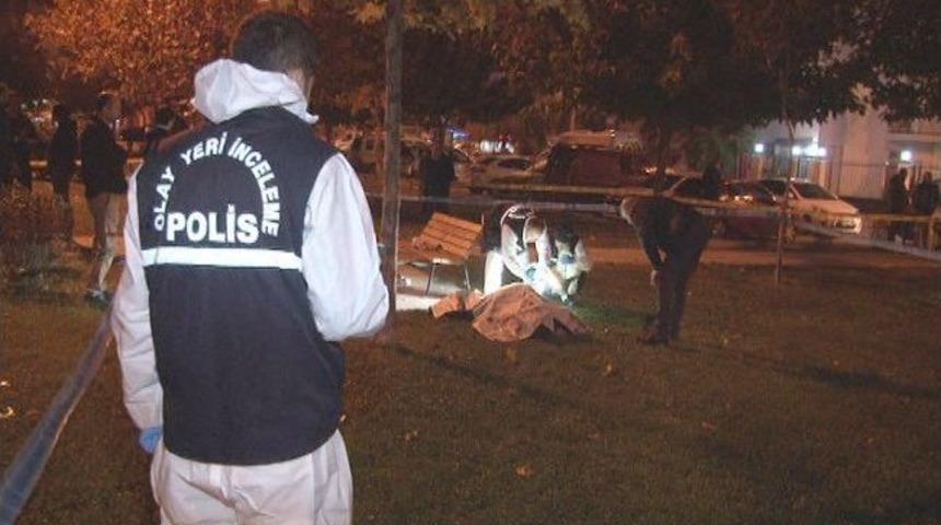 (&ouml;zel Haber) Parktaki İnfaz G&uuml;venlik Kamerasında