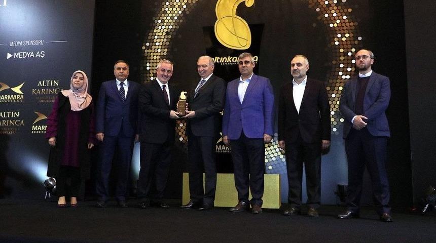 Şehir Ve Medeniyet Okuluna &rsquo;altın Karınca &Ouml;d&uuml;l&uuml;&rsquo;