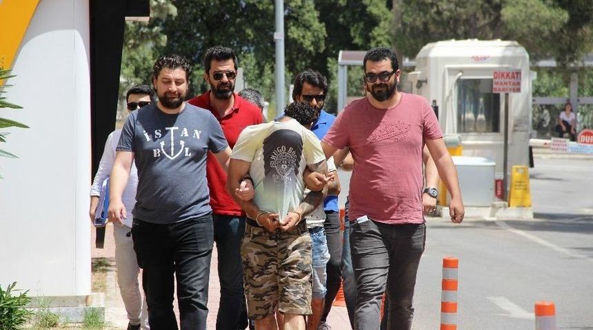 Uyuşturucu Tacirleri Yakalandı