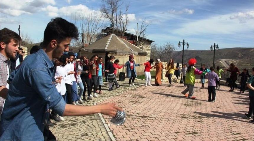 Arapgir&rsquo;de K&uuml;t&uuml;phaneler Haftası Etkinlikleri