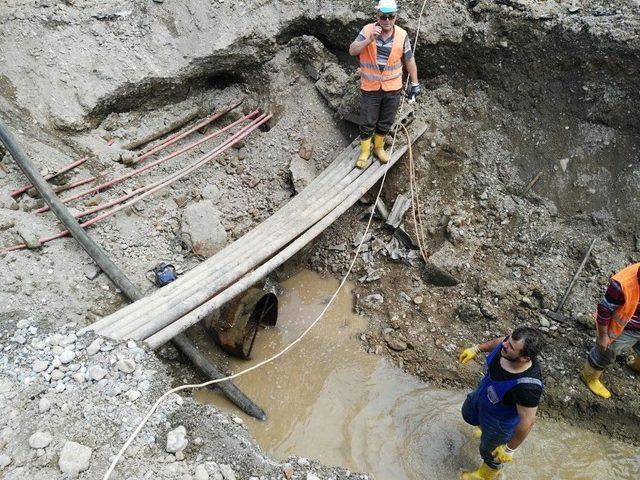 Başkan Kılıç, Su Arızası Giderme Çalışmalarını Yerinde İnceledi