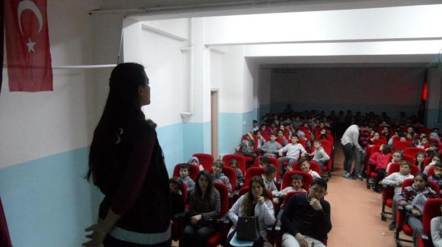 Güvenli İnternet Kullanımı Seminerleri Devam Ediyor