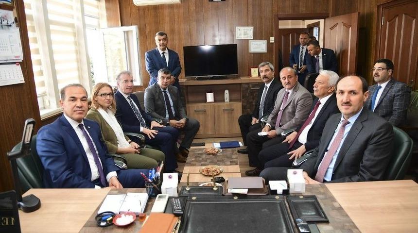 B&uuml;y&uuml;kşehir Belediyesi&rsquo;nden 1 Milyon 100 Bin Doz Aşı