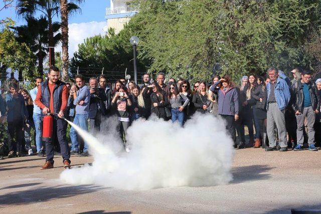 Akdeniz Üniversitesi’nde Yangın Tatbikatı