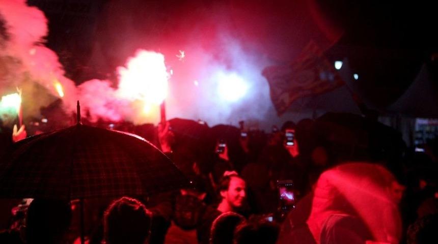 Erzurum&rsquo;da Yağmur Altında Şampiyonluk Coşkusu