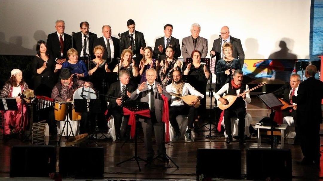 5 Ay &Ccedil;alışıp 3 Saatte Sundular