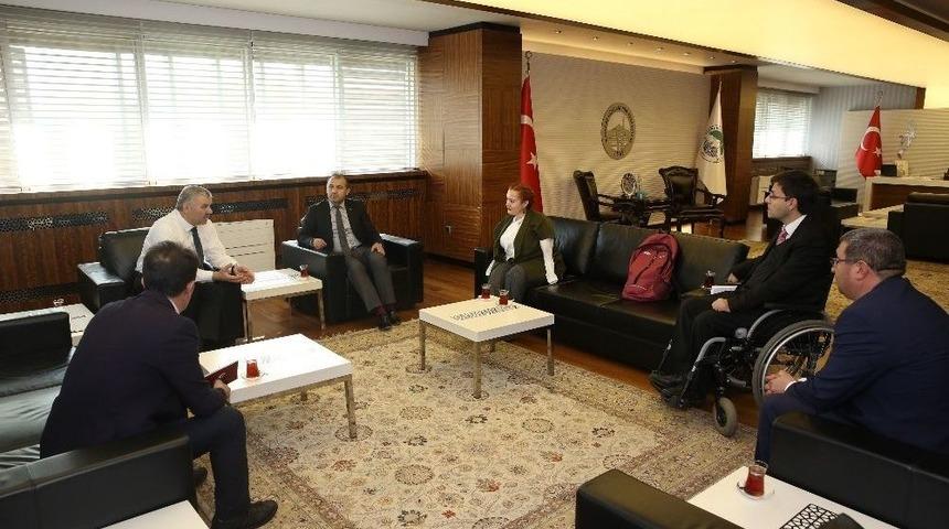 Başkan Çelik, Engelli Yazarlar İlknur Peder Ve Kadir Can Gökalp İle Görüştü
